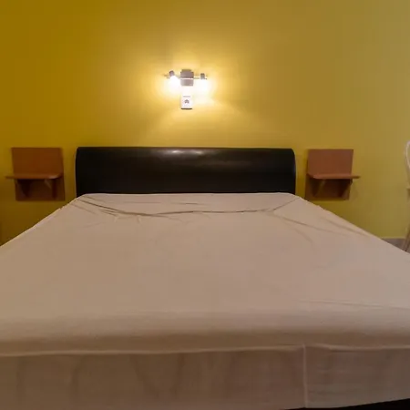 Izabella Panzio Bed & Breakfast 2*