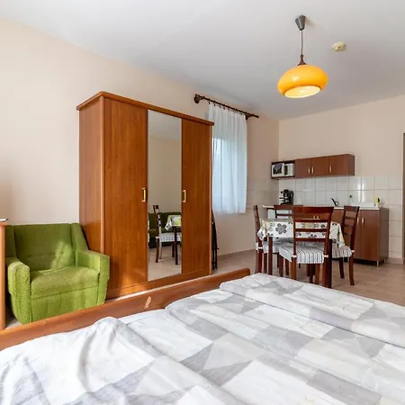 Bed & Breakfast Izabella Panzio Hajduszoboszlo