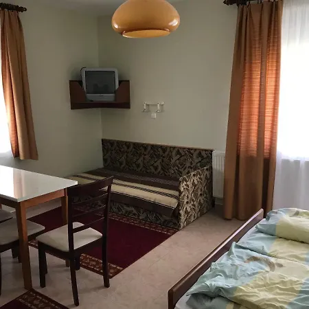 Izabella Panzio Bed & Breakfast Hajdúszoboszló