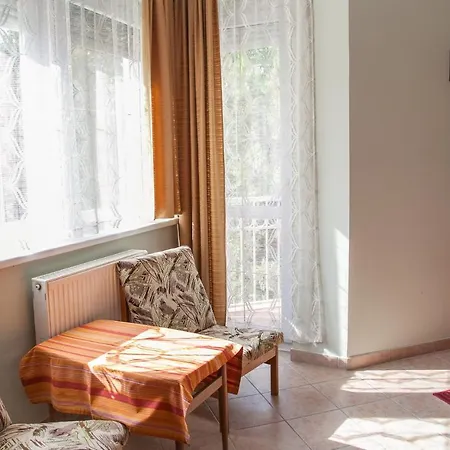 Izabella Panzio Bed & Breakfast 2*